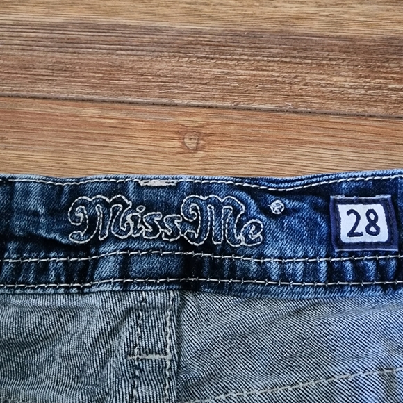 Miss Me Jeans Womens 28 Blue Low-Rise Easy Boot Embellished Denim Cross Y2K - Picture 9 of 14